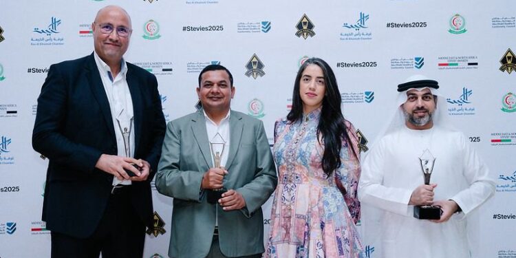 كيونت تحصد 3 جوائز فضية من “ستيفي” لجهودها في المسؤولية المجتمعية والابتكار