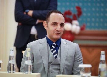 سعر الذهب يرتفع وتوقعات بوصوله إلى 5000 دولار للأوقية قبل 2027