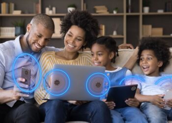 كيونت تطرح Amezcua E-Guard X لحماية المستخدمين من التعرض للمجالات الكهرومغناطيسية