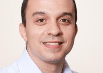 الاتصالات المتنقلة في مصر.. مواجهة التحديات والإطلاق المرتقب للجيل الخامس