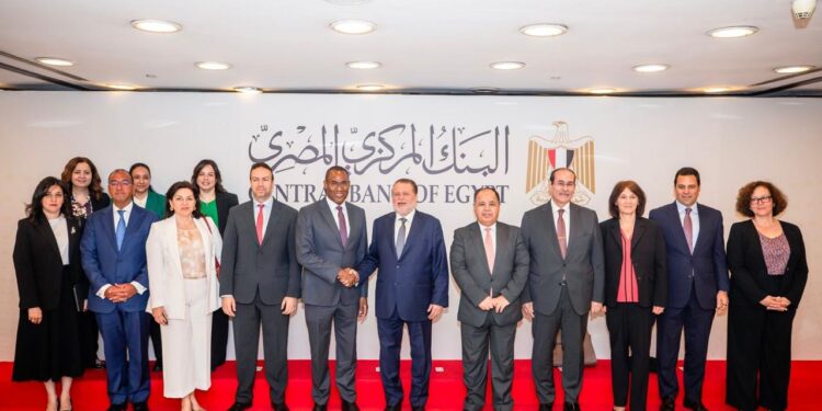 محافظ البنك المركزي المصري يستقبل نائب مدير عام صندوق النقد الدولي
