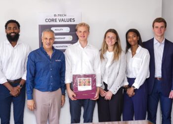 بى تك تستقبل طلاب ماجستير إدارة الأعمال بكلية هارفارد لابتكار أفكار جديدة