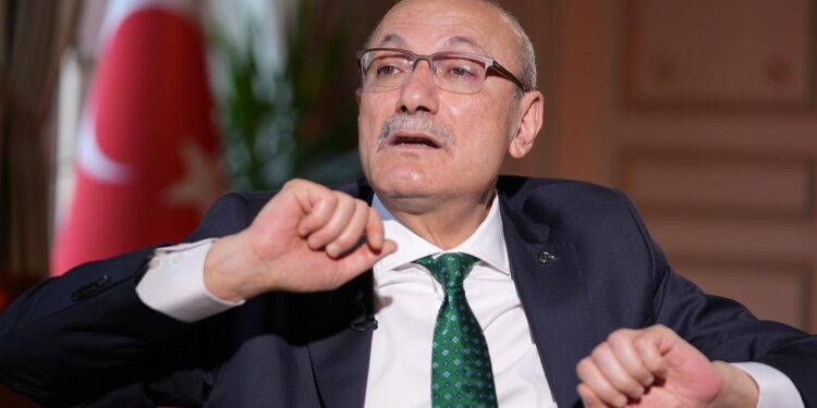 السفير شن: تطور البنية التحتية والإسكان والمدن الجديدة يجعل مصر جذابة