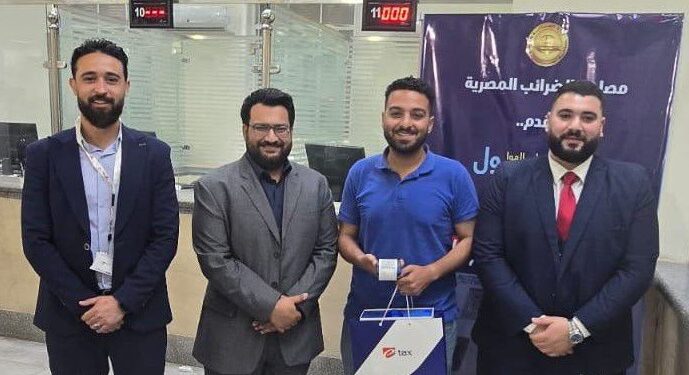 إى تاكس تدعم الممولين الجدد بأجهزة نقاط بيع مجانية ضمن التسهيلات الضريبية