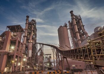 لافارچ مصر ترعى فعاليتين حول الاستدامة وصناعة الأسمنت بتنظيم من إندستري لينك