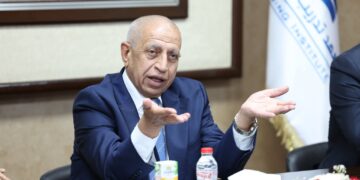 “عبدالغفار” يثمن جهود فريق مخطط ميناء سفاجا الكبير