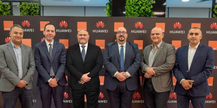 تعاون بين اورنج مصر وهواوي لإطلاق شبكات الجيل الخامس في مصر