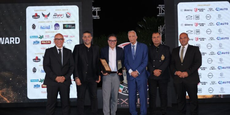 رينو تاليانت تحصد جائزة افضل سيارة اقتصادية فى حفل Egypt Car of The year Award