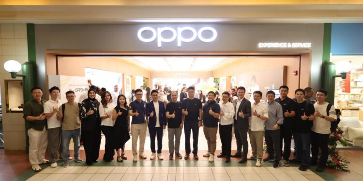 OPPO تُثري تجربة المستخدمين بافتتاح أول متجر بمفهوم Experience and Service Store