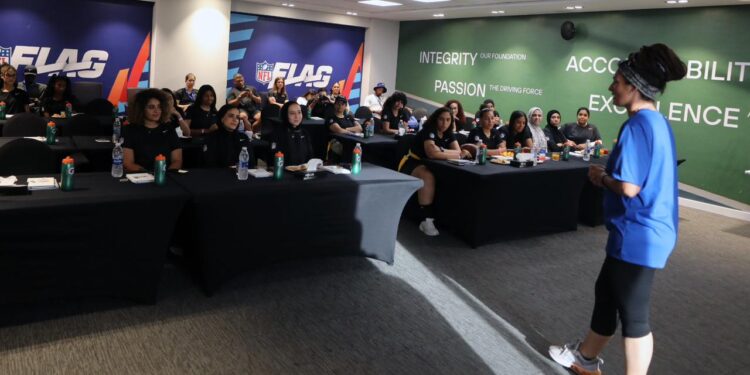 دورة تدريبية لمدربات كرة القدم العلم في مصر