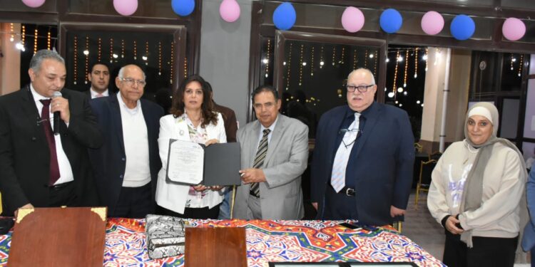 تجديد اعتماد مركز زراعة الأنسجة بمعهد الهندسة الوراثية والتكنولوجيا الحيوية جامعة مدينة السادات