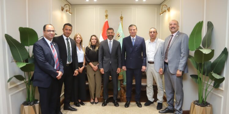 راية والزراعة تبحثان تعزيز التعاون لدعم القطاع وتمكين المزارعين عبر “راية فودز”