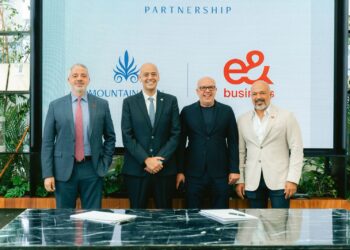 إي آند بيزنس وماونتن ڤيو يوقعان شراكة لتقديم حلول المدن الذكية في مشروعاتها المستقبلية
