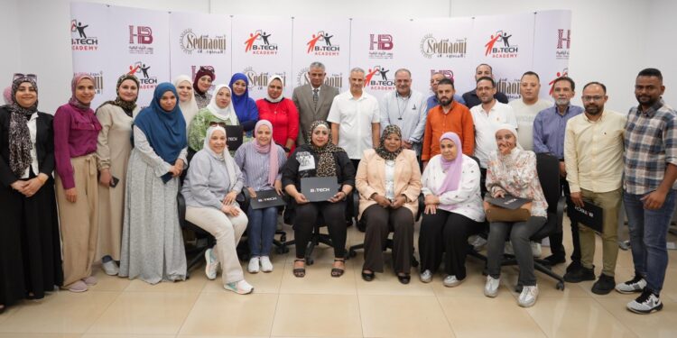“بي تك” تدعم تطوير الكوادر بشركات القطاع العام من خلال برنامج تدريب لموظفي صيدناوي وبنزايون