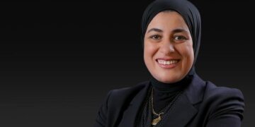 راية القابضة للاستثمارات المالية تعلن تعيين مروة حمزة رئيسًا تنفيذيًا للموارد البشرية