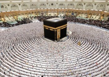 أكثر من ٦٠ مليون زائر للحرمين الشريفين خلال محرم 1447