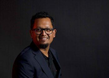 زوهو تطلق “زيا إل إل إم” وتوسّع حزمة الذكاء الاصطناعي بإضافة الوكلاء وأدوات الاستوديو