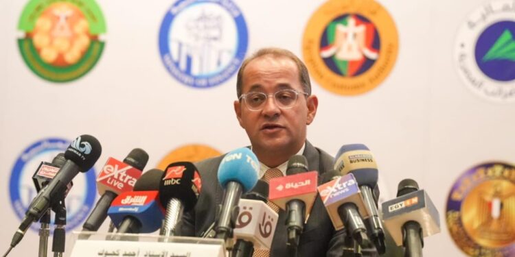 المالية : القلق من الديون «محل تقدير» وللجميع أن يطمئن