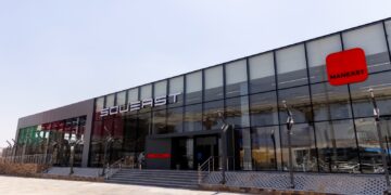 مان إيست تفتتح المقر الرئيسي وصالة عرض لعلامة سو إيست في الشيخ زايد