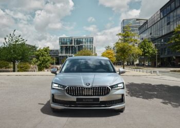 كيان إيجيبت تقدم الجيل الجديد من “Škoda Superb 2025” بمحرك 2000 سي سي