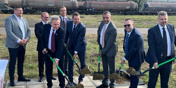 السويدي تحقق إنجازاً مع وضع حجر اساس محطة ماترا للتوربين الغازي المركب أكبر محطة طاقة مركبة في المجر