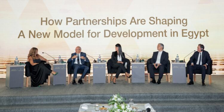 قادة التنمية في مصر يؤكدون أن الاستثمار في الإنسان هو الطريق نحو مستقبل مستدام