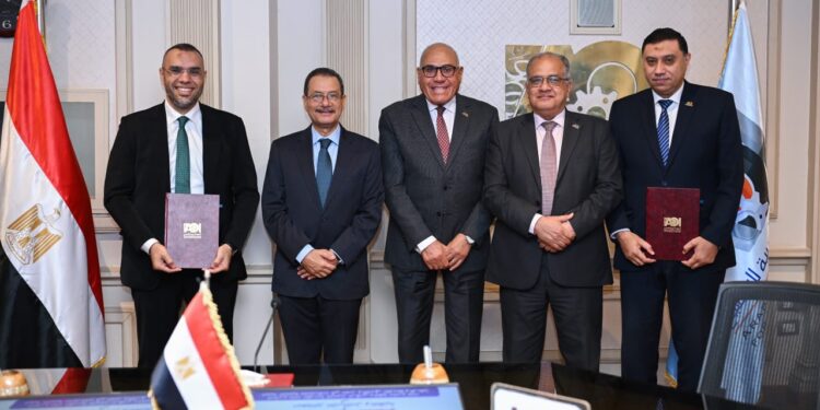 ديجيتايز تحتفل بنجاح تصنيع منتجاتها داخل مصانع العربية للتصنيع وتوقع اتفاقية لتسويقها ب 5 مليارات جنيه