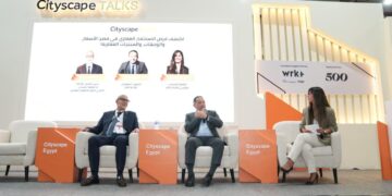 هشام مهران يكشف دور “اورنج مصر” في ريادتها للمدن الذكية خلال سيتي سكيب
