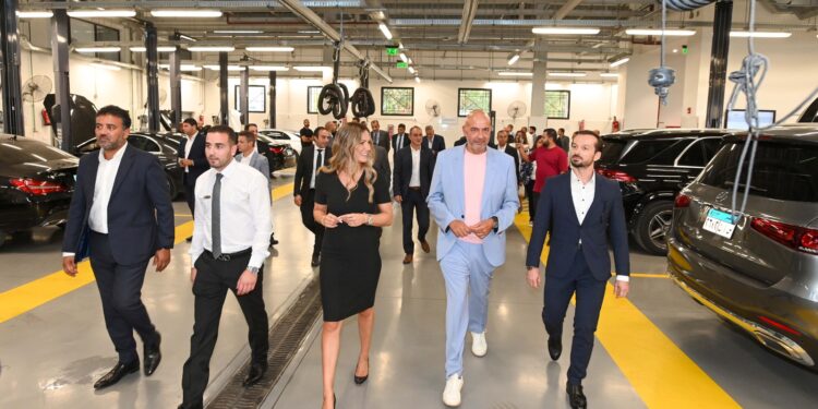 افتتاح صالة عرض مرسيدس- بنز بالإسكندرية بعد التطوير