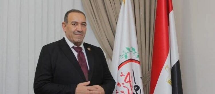 القبض على رئيس حزب شعب مصر ونجله و11 آخرين