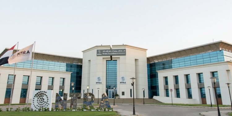 تأثر خدمات الاتصالات بالقاهرة الكبرى 3 ساعات فجر الخميس