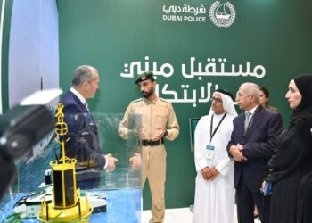 رئيس الأكاديمية العربية يشارك في فعاليات اليوم البحري العالمي في الإمارات