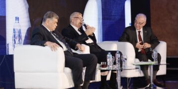 الموافقة عل طرح Trelegy Ellipta أمل جديد لمرضى الانسداد الرئوي المزمن و حساسية الصدر