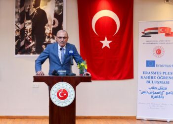 أكثر من10 آلاف طالب مصري يدرسون في 200 جامعة تركية