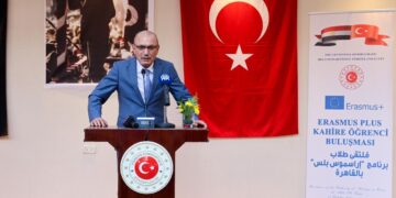 أكثر من10 آلاف طالب مصري يدرسون في 200 جامعة تركية