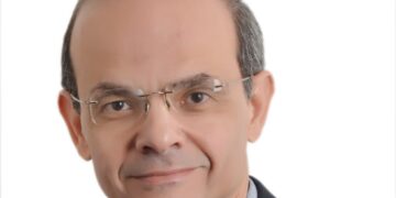 عملات تذكارية توثق معالم المتحف المصري الكبير