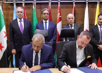 عبدالغفار يستقبل نـائب رئيس جامعة روين الأمريكية بفرع العلمين الجديدة