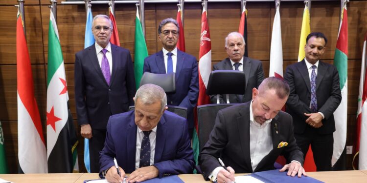 عبدالغفار يستقبل نـائب رئيس جامعة روين الأمريكية بفرع العلمين الجديدة