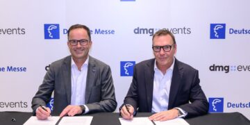 تعاون بين دي إم جي إيفنتس ودويتشه ميسه لإطلاق منصة عالمية في الطاقة