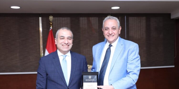 رئيس البنك الزراعي يلتقي محافظ الغربية لدعم جهود تحقيق التنمية وتحفيز الاستثمار