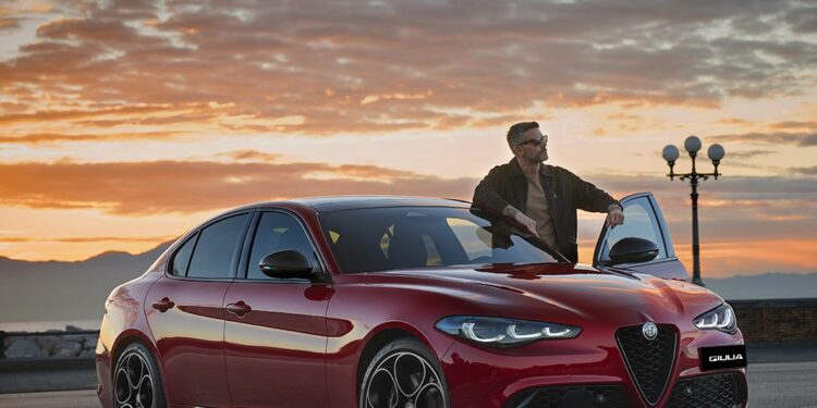أبو غالي تُطلق طرازات ألفا روميو جوليا الجديدة 2026