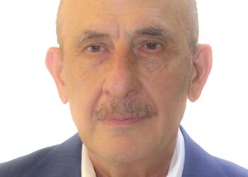 التفرّد التكنولوجي والإنسان المعزّز..استراتيجيات النجاة في عصر ما بعد الإنسان