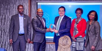 “التجاري الدولي” يحتفل بتخرج الدفعة الثالثة من برنامج “الائتمان المصرفي لشرق إفريقيا” في كينيا