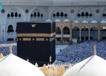 فوز دكتور سعودي بجائزة “الطبيب العربي” لعام 2025