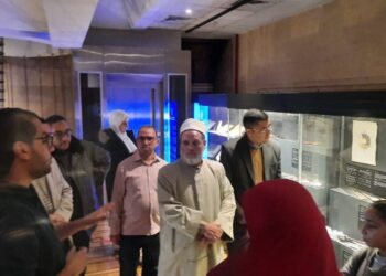 وفد مجمع البحوث الإسلامية في ضيافة متحف دار الكتب والوثائق القومية