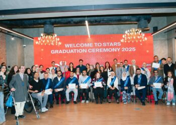 إي آند مصر تحتفل بتخريج أولى دفعات برنامج Stars لذوي الاحتياجات الخاصة