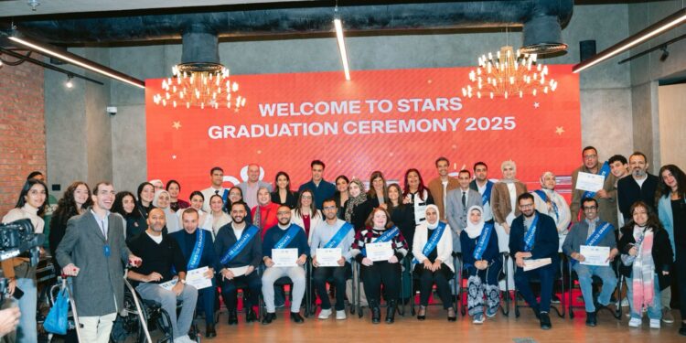 إي آند مصر تحتفل بتخريج أولى دفعات برنامج Stars لذوي الاحتياجات الخاصة
