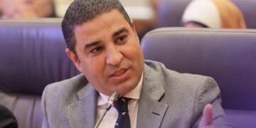 مصطفى ثابت عميدًا لكلية الحاسبات والمعلومات بجامعة النهضة