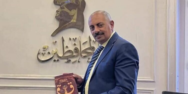 “خطاب” يتقدم بأوراق ترشحه لرئاسة حزب المحافظين