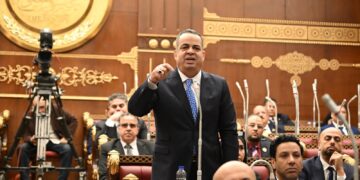 “الشيوخ” يناقش سياسة الحكومة بشأن الخطة القومية لمكافحة الأورام